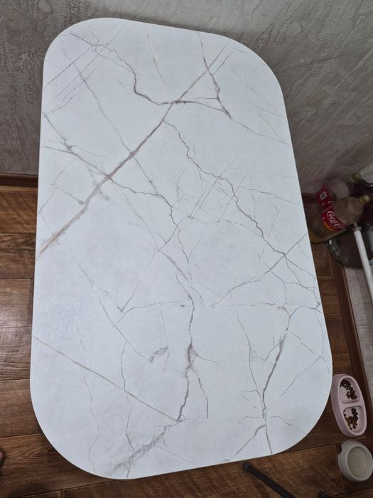 Кухонный стол, новый