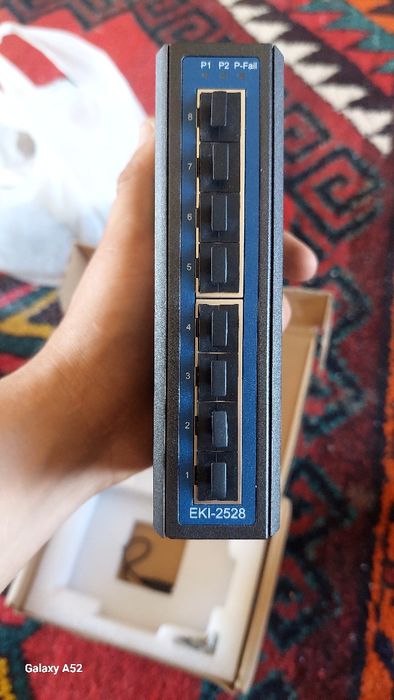 Advantech Eki-2528