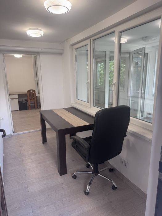 De vanzare spatiu de birou 4 camere,o baie situat vizavi de Politia Rutiera, in Targu Mures.