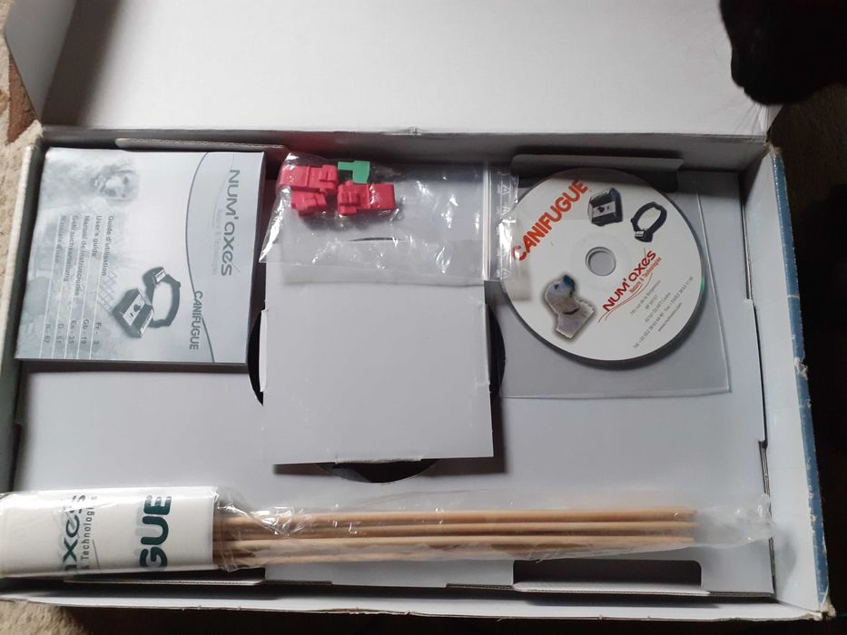 Zgarda electrica Canifugue ,NOUA,fabric Franța pt.catei,animale,Dresaj