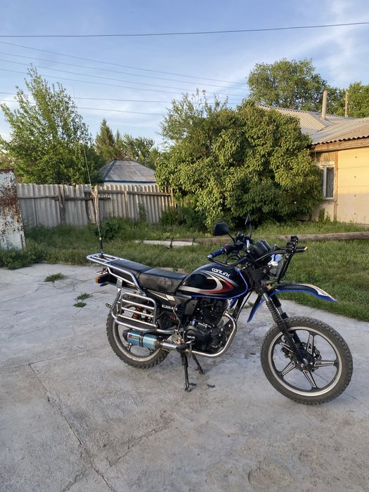 Продается мотоцикл sonlink 200куб