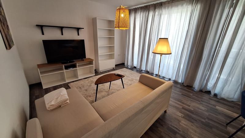 Дава се под наем Тристаен апартамент в Пловдив, Христо Смирненски - 114 кв.м за 600 € - Снимка #2