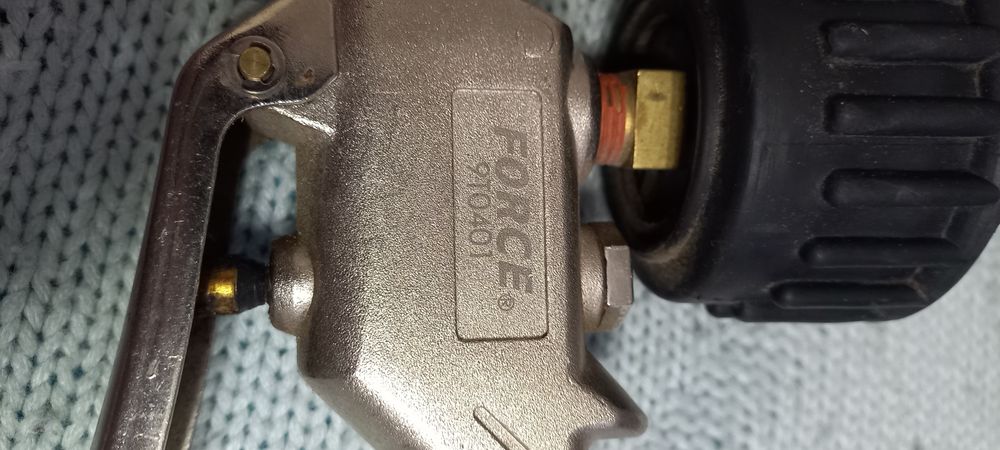 Пистолет для подкачки шин