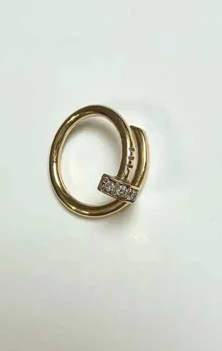 Кольцо с бриллиантами