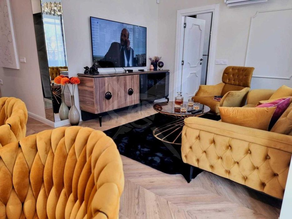 Продава се Тристаен апартамент в Пловдив, Каменица 1 - 85 кв.м за 3353 €/кв.м - Снимка #11