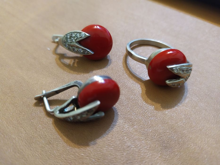 Набор серебро с камнем коралл