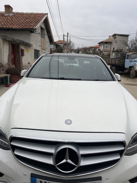 Продавам на части Mercedes (w212) E300 AMG пакет Facelift 2014г
