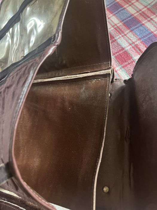 Офицерска военна кожена чанта за документи .