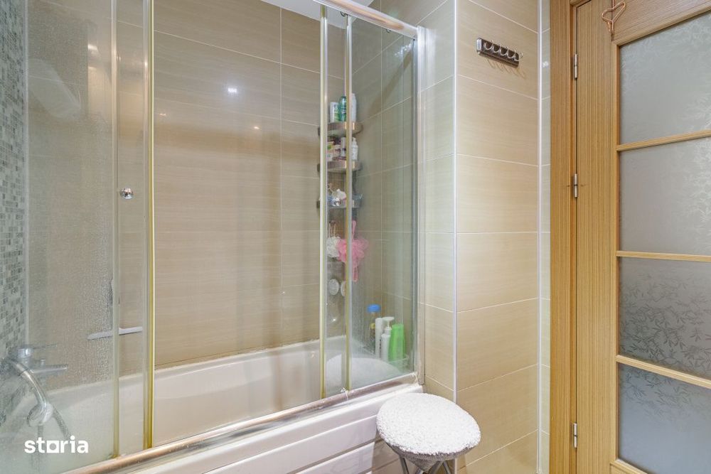 Apartament 3 camere -Cosmopolis Faza 1 cu parcare disponibila
