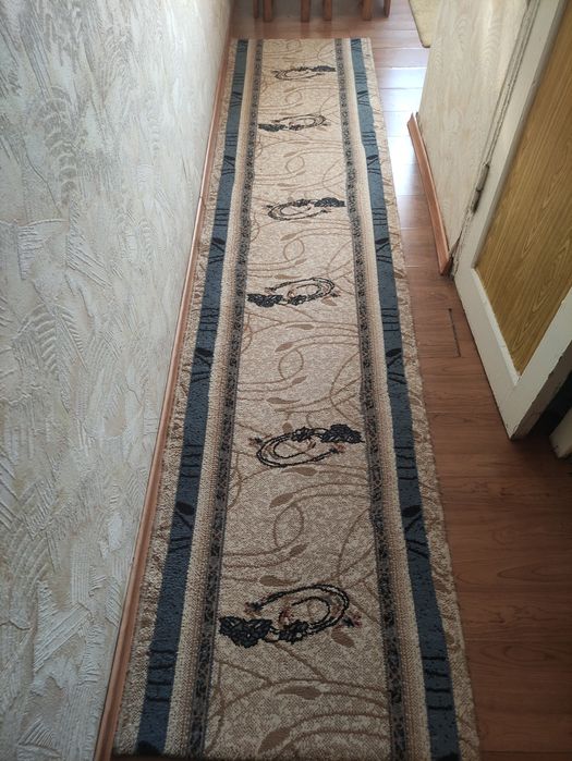 Продам ковровые дорожки