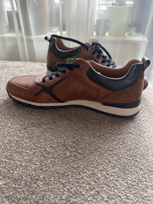 Обувки от естествена кожа размер 43