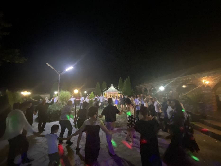 DJ - За вашето мероприятие - Сватба,бал,кръщене,фирмено парти,юбилей.