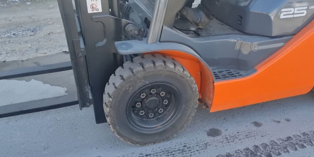 Автопогрузчик (кара,auto kara, kara)TOYOTA 8FG-25