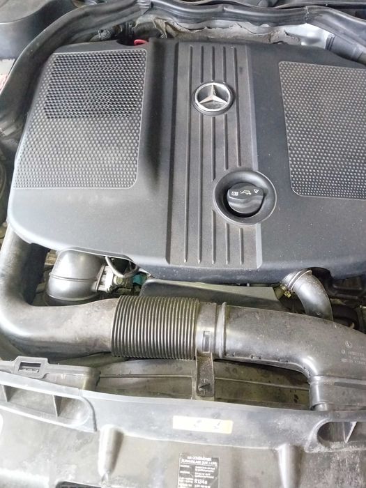 Mercedes c200 w204 2011