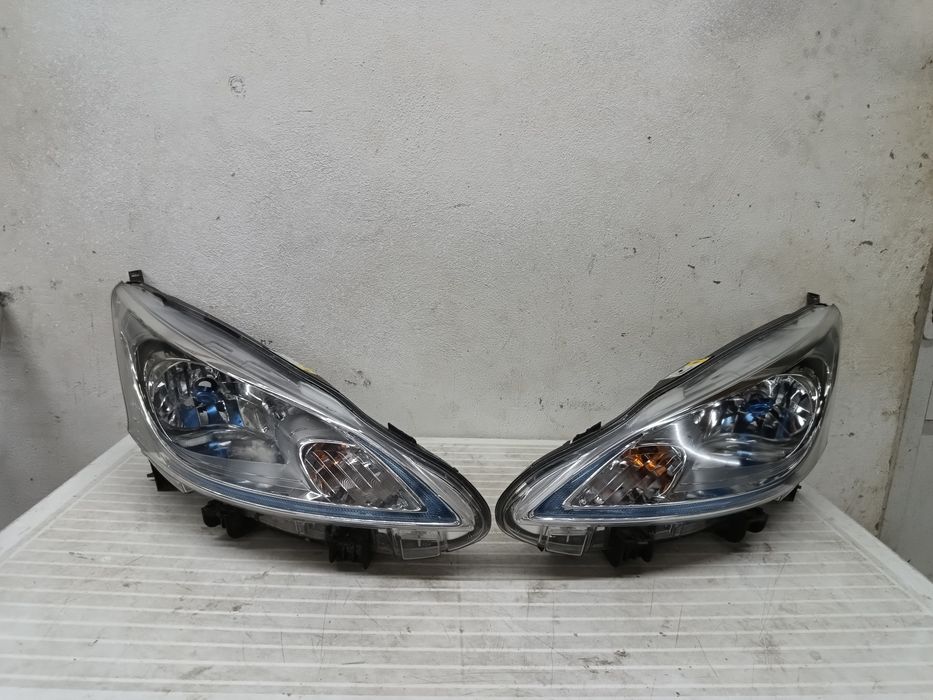 Far stânga  dreapta Nissan nv200 2021 original