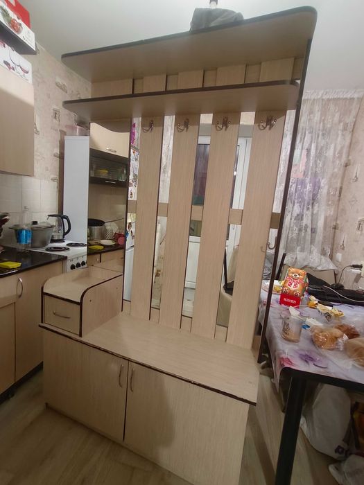 Шкаф для прихожей