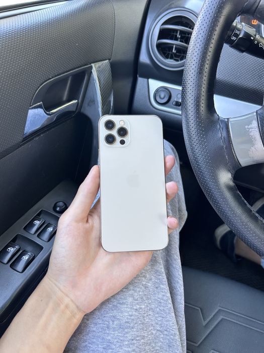 Продам Айфон 12 Pro 128gb 100%