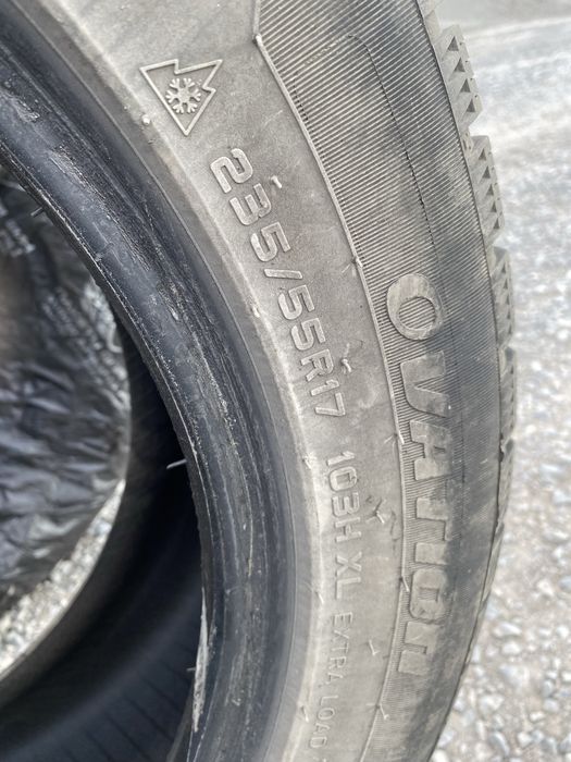 Продам комплект зимней резины r17