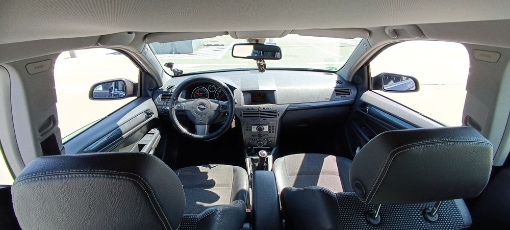 Opel Astra H 1.6 benzinã