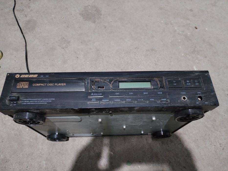 Раритетный проигрыватель компакт-дисков ВЕГА PKD-124С