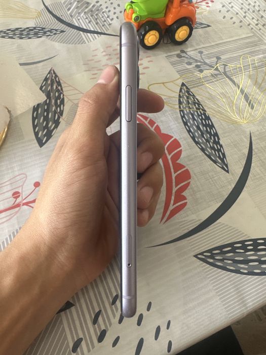 Iphone 11 e-sim 128gb