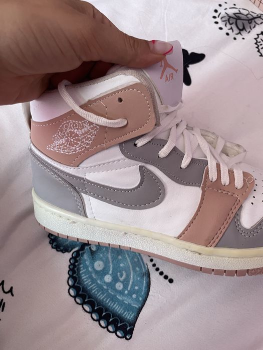 Adidași jordan în stare bună