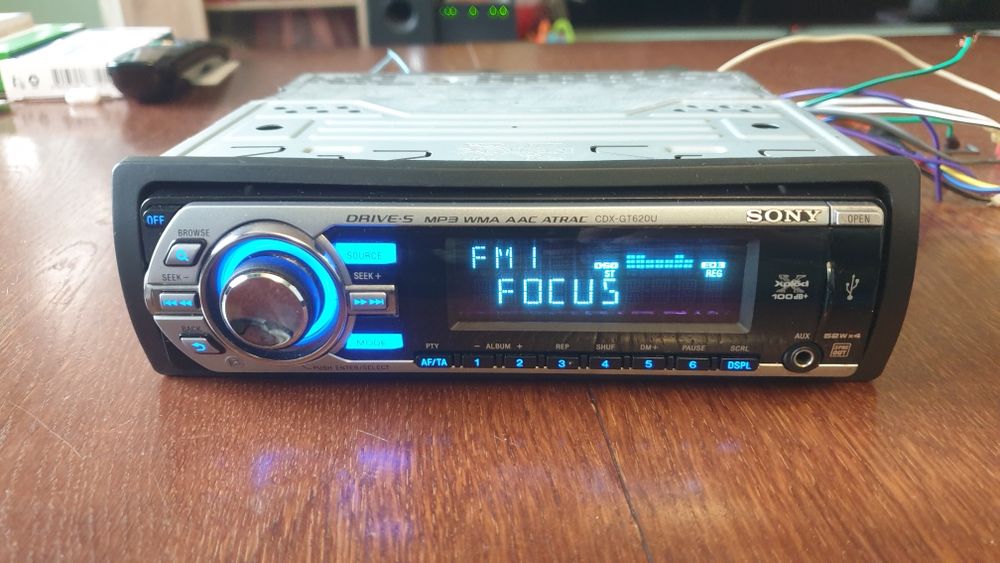 Авто радио плеър музика за кола Сони Sony CD MP-3 USB AUX