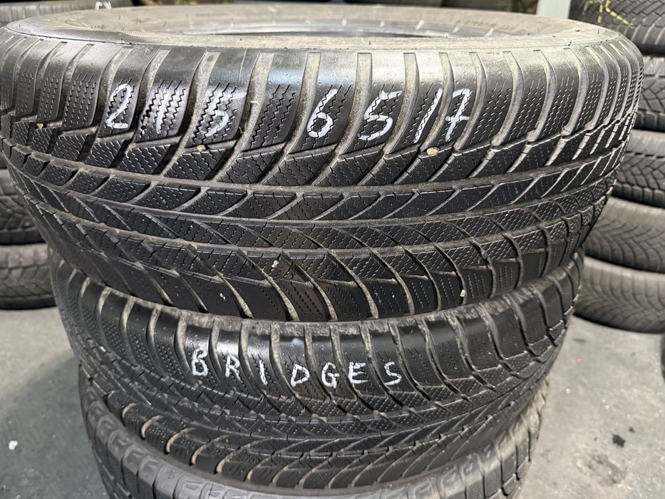 215/65R17 Bridgestone 2024 anvelope iarna stare foarte buna