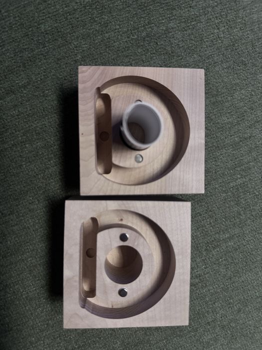 Ceas NOAH din lemn, curea galbenă, cu dată, cutie originala