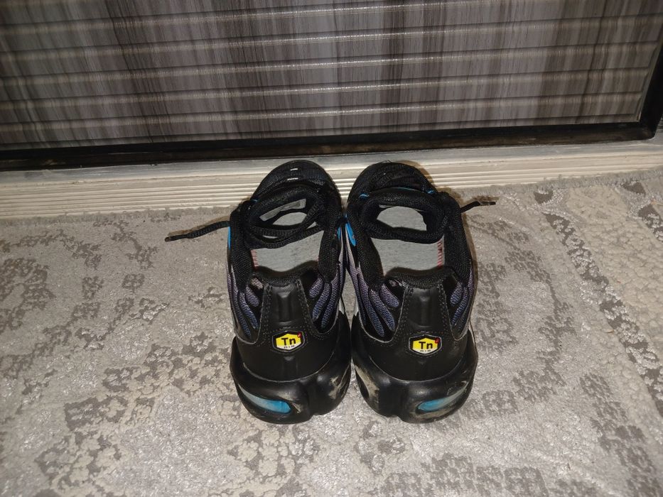 Продаю обувь тнки