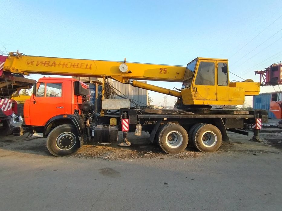 Автокран Камаз Ивановец 25 тоннали СОТИЛАДИ