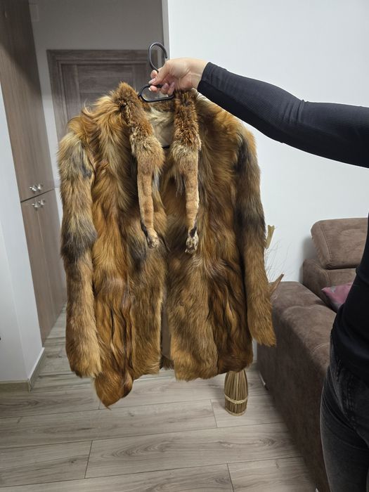 Vand Haina din blana naturala de vulpe