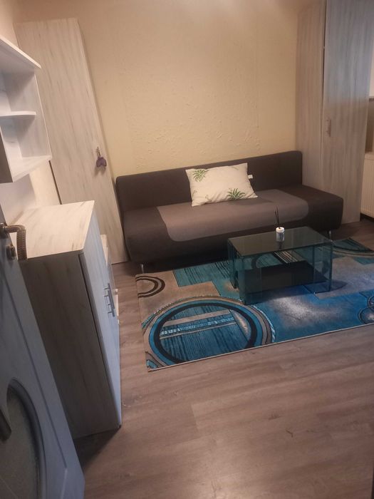 Garsoniera de inchiriat