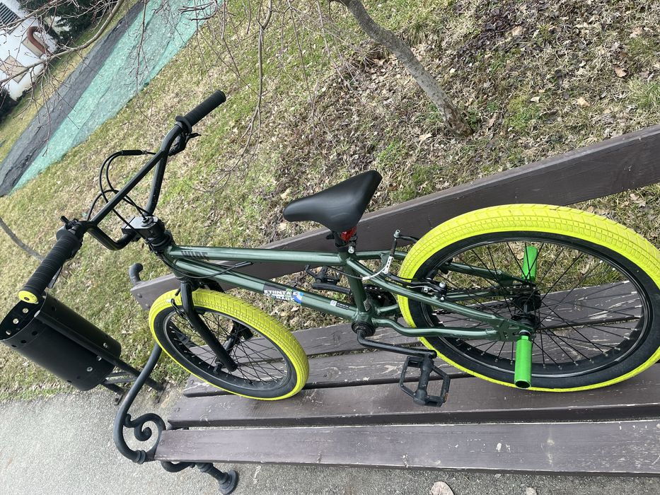 Bicicleta BMX de scheme