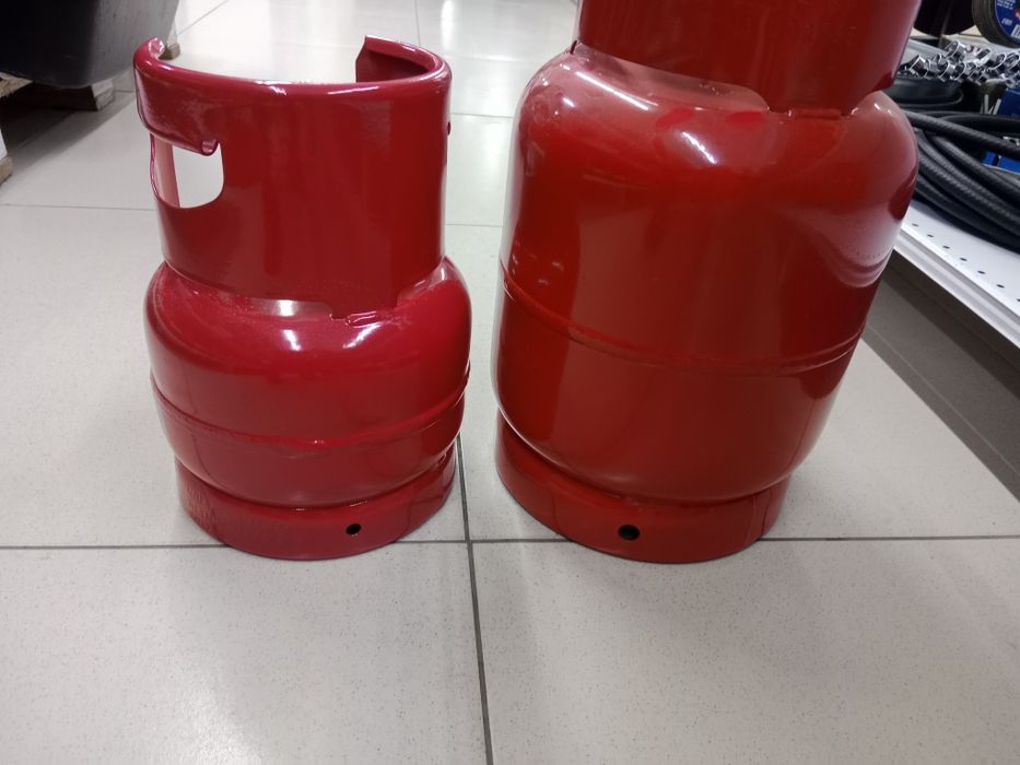 Есть в продаже балкон газовый. 12 литров и 5 литров.