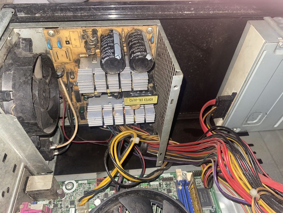 Продам срочно !!