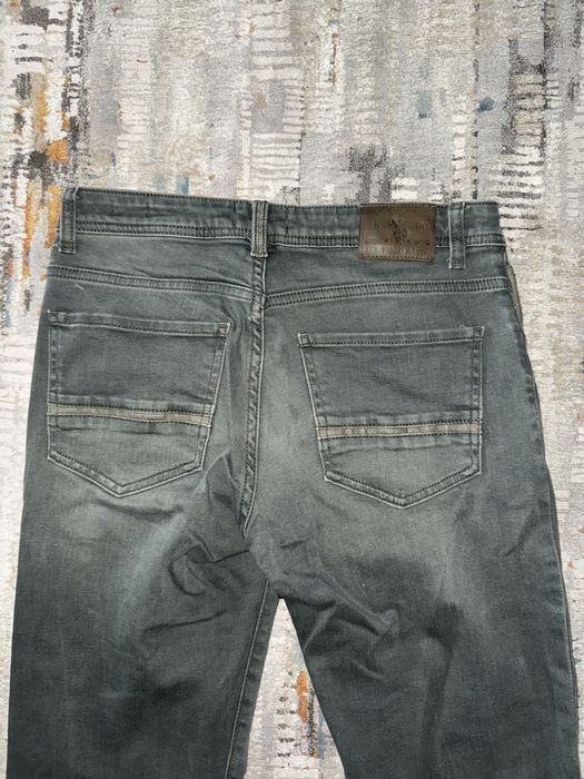 US Polo ASSN blugi slim-fit, marimea 29, in stare foarte buna.
