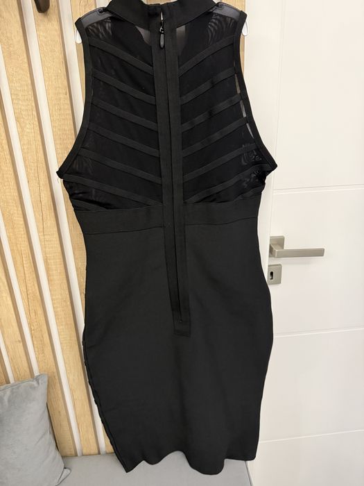 Черна бандажна рокля