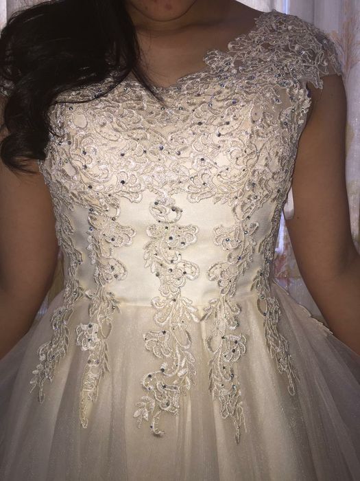 Вечерние,выпускные платья