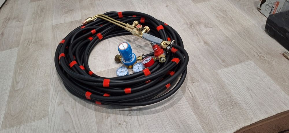 Продам резак Кислородный баллон