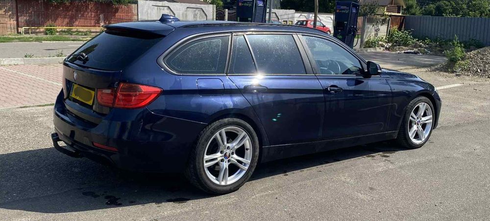 Dezmembrez bmw seria 3 f30 f31 316d 318d 320d motor n47d20c cutie port