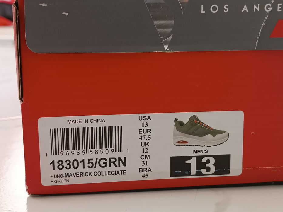 Маратонки Sketchers Street 47