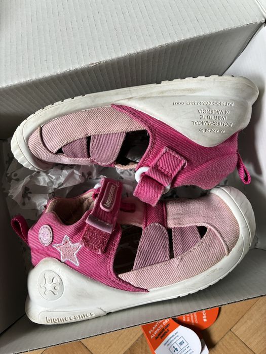 Papuci sandale biomecanics 22