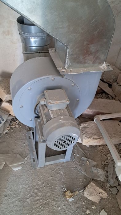 Вытяжной вентилятор