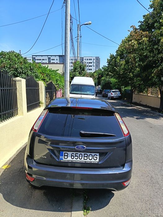 FORD Focus 2010 — imagine 4