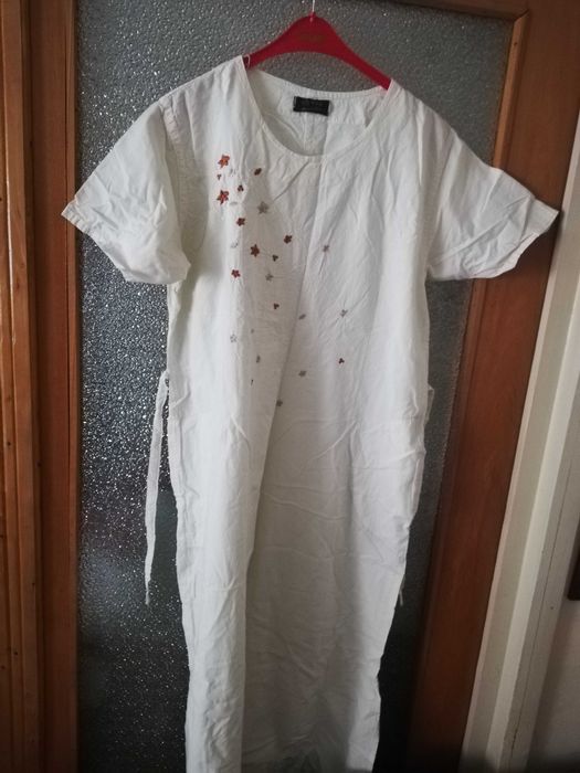 Rochie alba cu pantaloni la set, Marimea XL - Negociabil