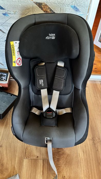 Britax romer max-way plus 9-25 kg rear-facing fara isofix