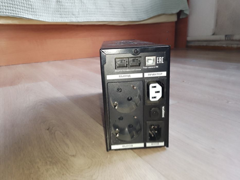Продам не рабочий бесперебойник