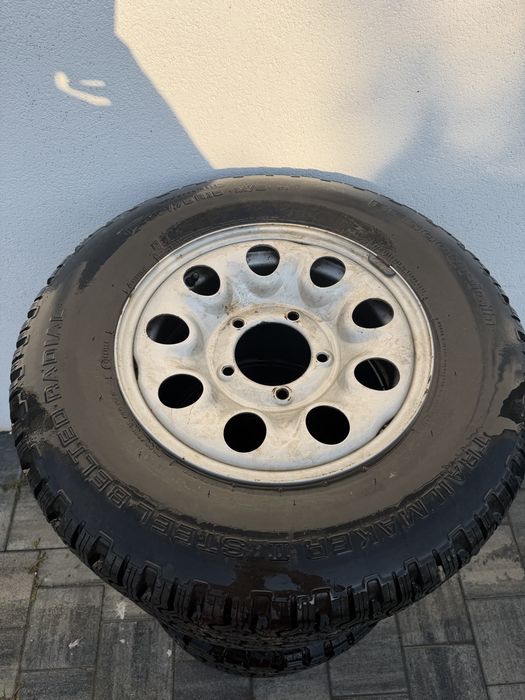 Se vand cauciucuri crosswind M/T ,si cauciucuri BF goodrich