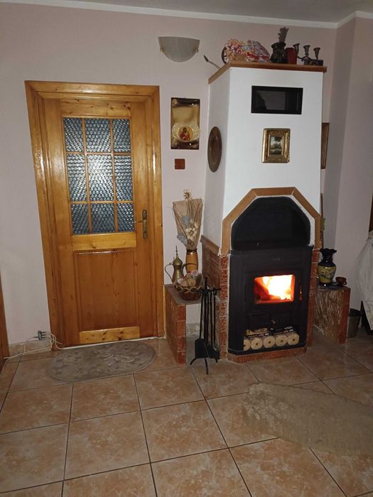 Primesc in gazda la apartament zona garii